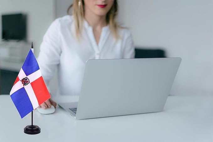 WXTWK 2 Pack Dominican Flag Dominican Deluxe Desk Flag Set - Image 6