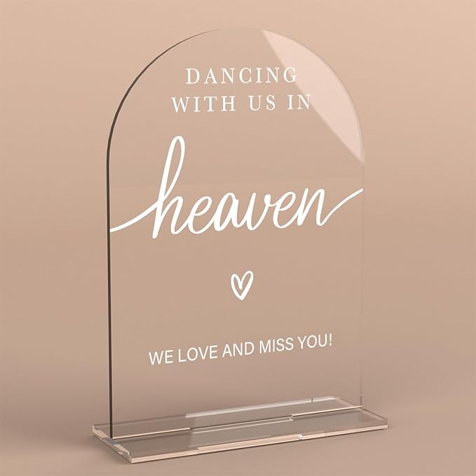 Acrylic Wedding Sign Dancing by KongMoTree