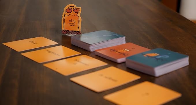 Runaway Parade Games Smug Owls Card Game - Image 4