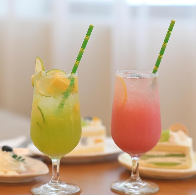 GLUJASBIO 7.75" Green Disposable Paper Straws - Image 3