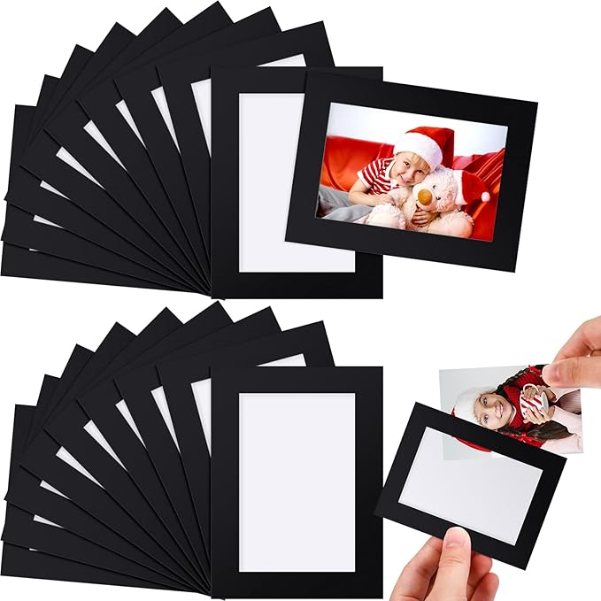 Soaoo 60 Pcs Magnetic Picture Frames Wallet Size 2.5 x 3.5 Inches Reusable by Soaoo