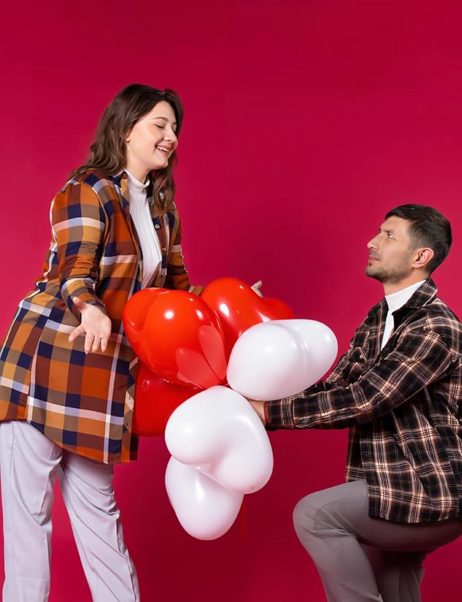 Red and White Heart Balloons - Image 9