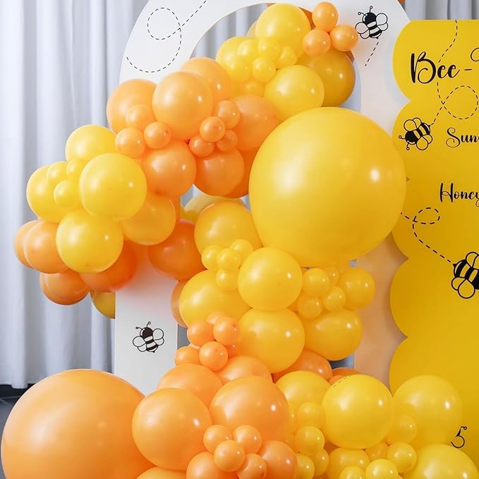 Paready Yellow and Gold Balloon Set - Image 6