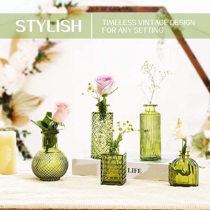 Mini Bud Vases As Wedding Centerpieces - Image 3