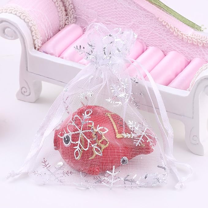 Wudygirl 100pcs 5X7 Inches Xmas Drawstring Organza Bag Snow White Pouches Party - Image 5