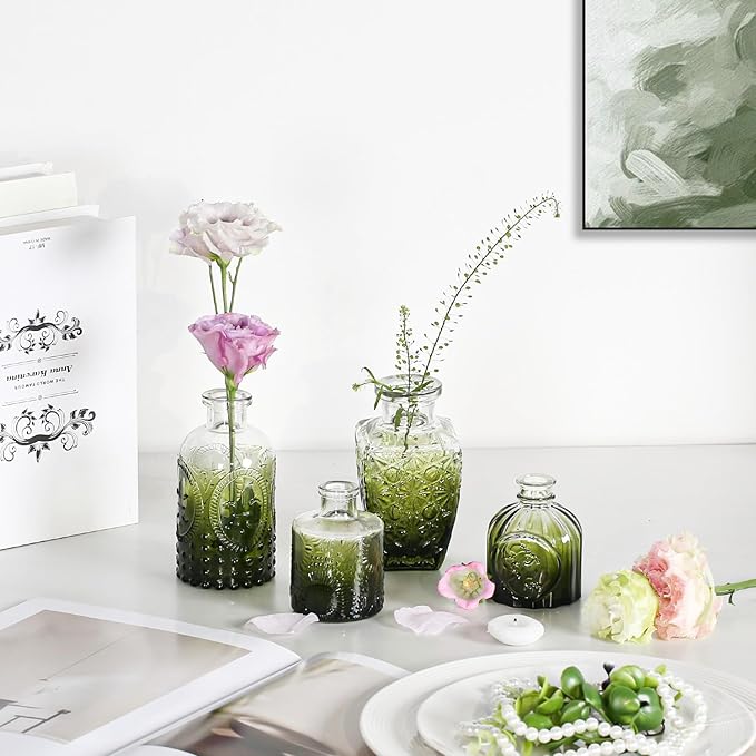 Mini Bud Vases As Wedding Centerpieces - Image 3