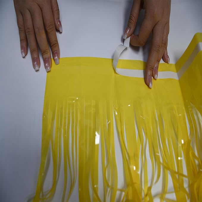 BRAVESHINE Foil Fringe Curtain Backdrop - Image 4