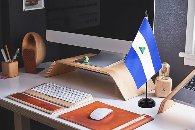 WXTWK 2 Pack Nicaragua Flag Nicaragua Deluxe Desk Flag Set - Image 5
