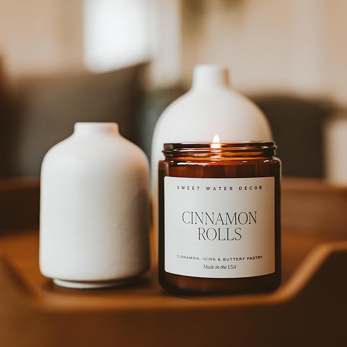 Sweet Water Decor Cinnamon Roll Candle - Image 2