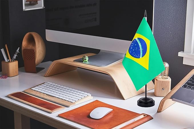 WXTWK 2 Pack Brazil Flag Brazil Deluxe Desk Flag Set - Image 5