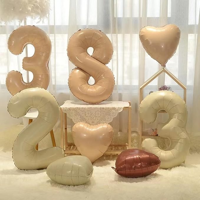 10pc Cream White Heart Balloons - Image 3