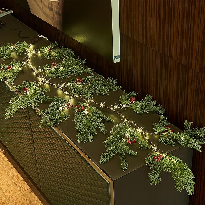 Birchlitland Christmas Garland by Birchlitland
