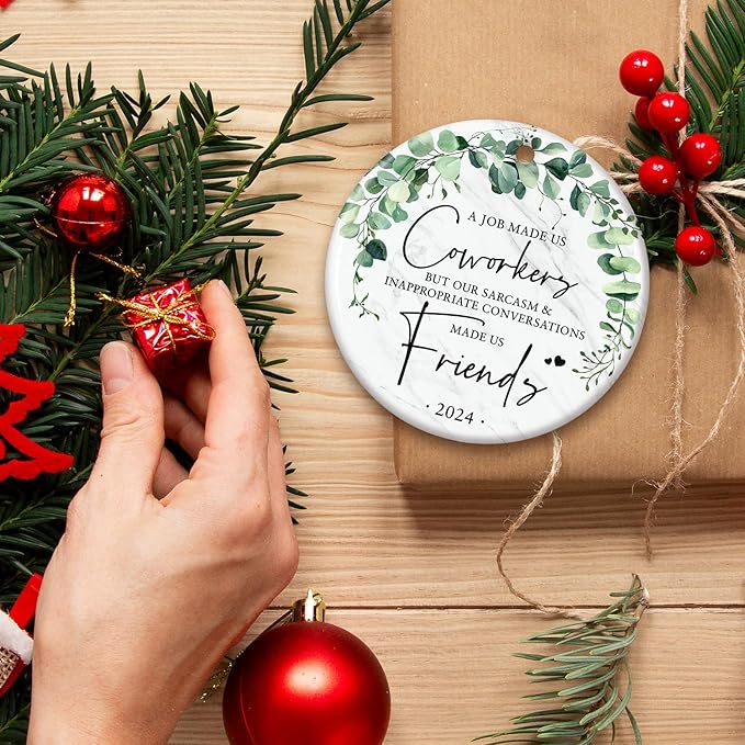 ZAGKOO Coworker Christmas Ornament - Image 6
