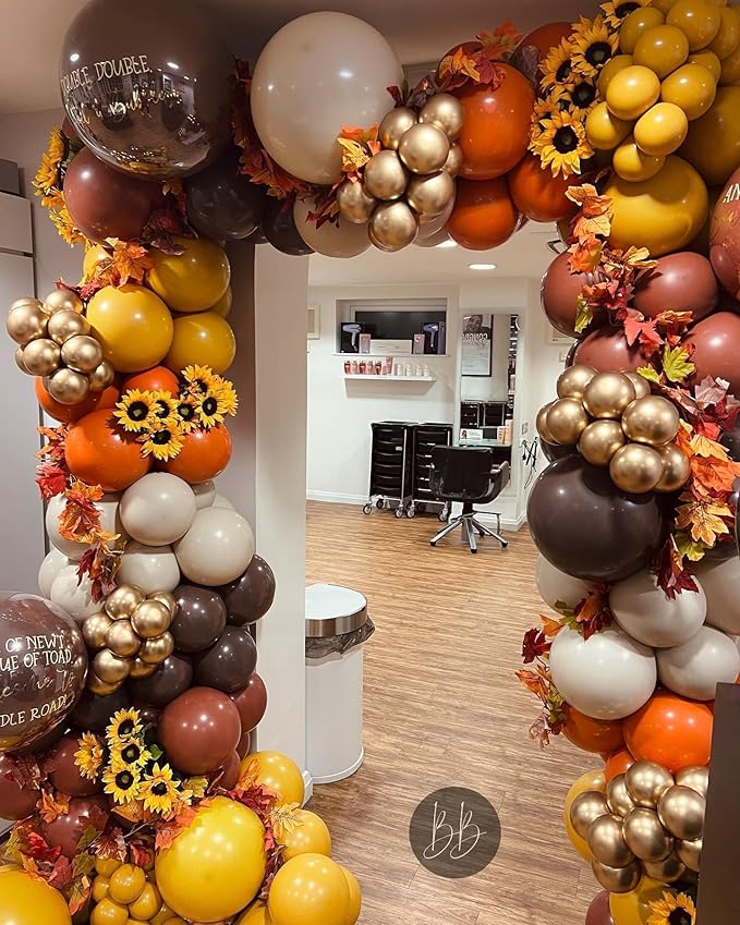 Paready Brown and Gold Balloon Set - Image 4