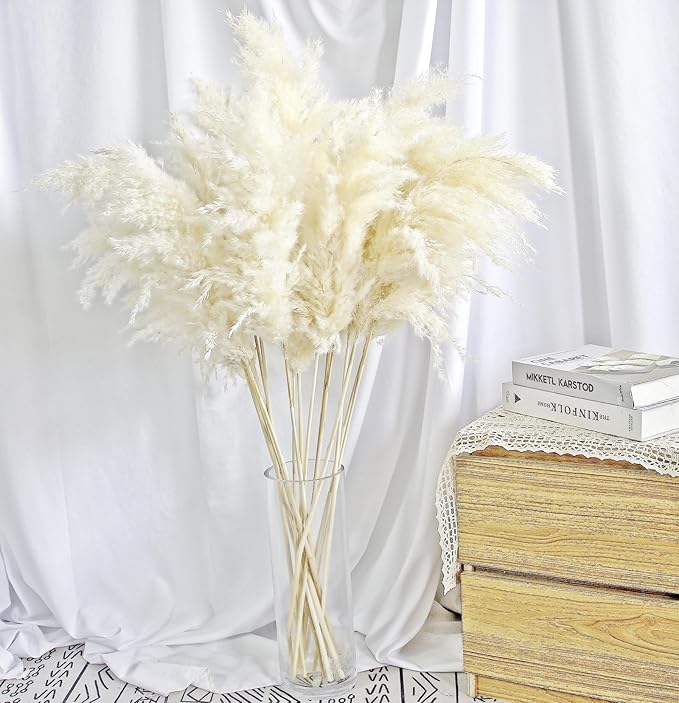 35-inch Tall White Pampas Grass Bouquet Decor - Image 2
