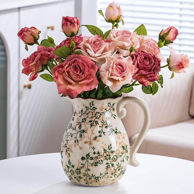 Green and White Vintage Vase by SUREYUESI