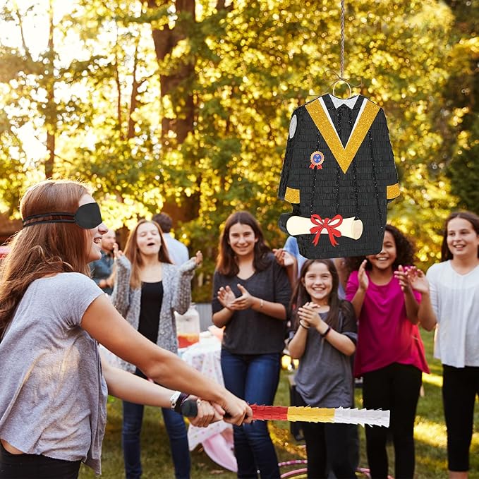 WERNNSAI Graduation Piñata - Image 7