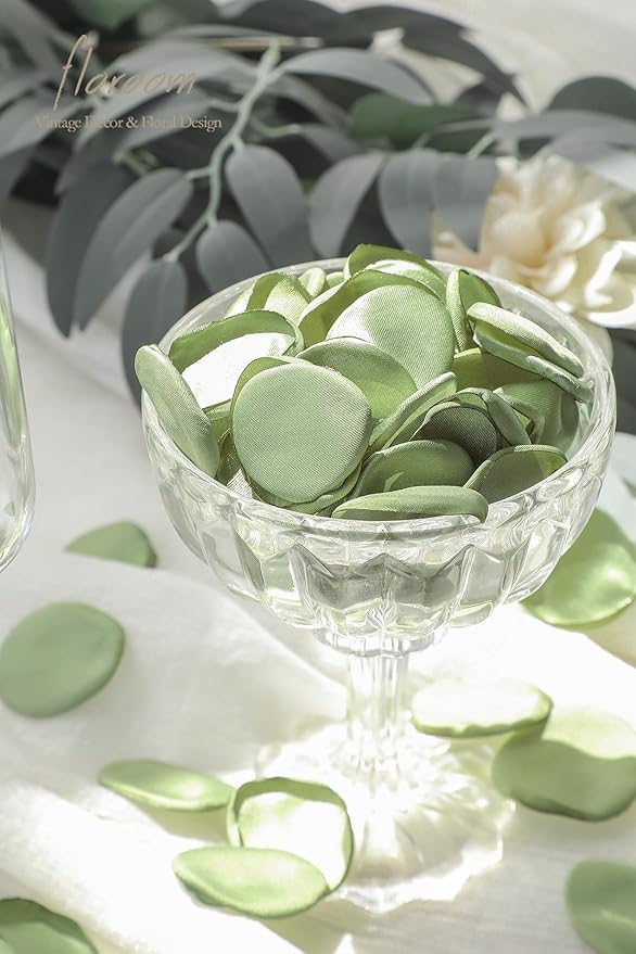 Floroom 300pcs Rose Petals Sage Green Faux Silk Flower Petals - Image 4