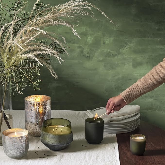 ILLUME Large Boxed Crackle Glass Candle, Balsam & Cedar - Image 9