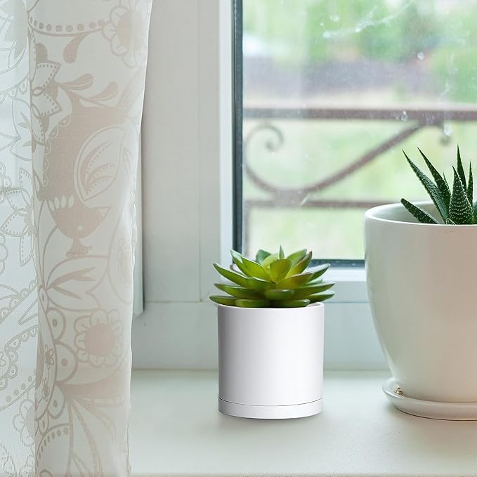 D'vine Dev 18 Pack 2.5 Inch Mini Plastic Plant Pots, Small Garden Planters - Image 5