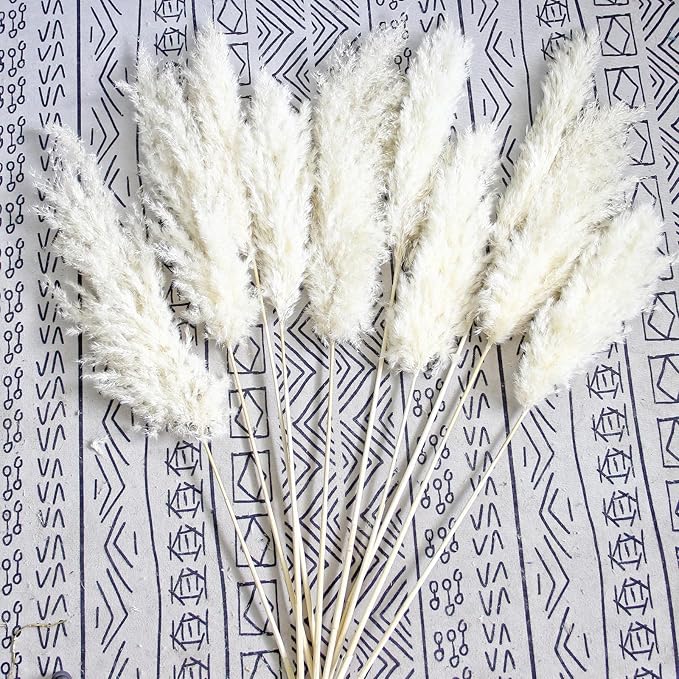 35-inch Tall White Pampas Grass Bouquet Decor - Image 7