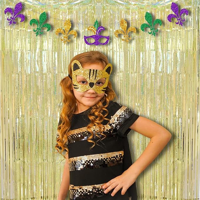 BRAVESHINE Gold Tinsel Streamers Party Backdrop - Image 6
