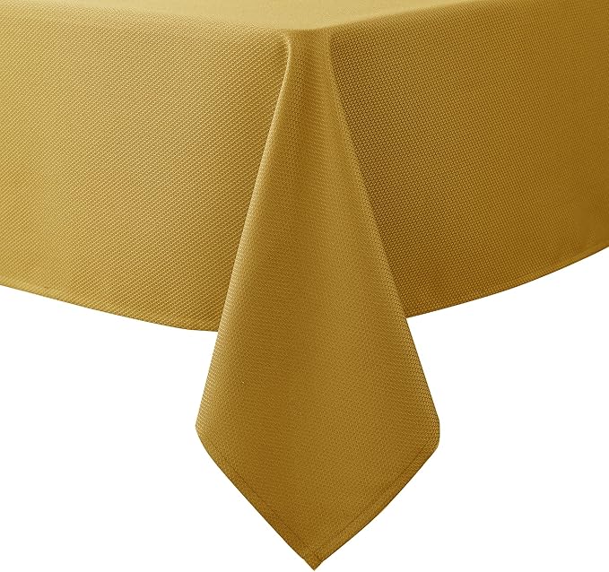 Biscaynebay Textured Fabric Christmas Rectangle Tablecloths 60x108 Inch by Biscaynebay